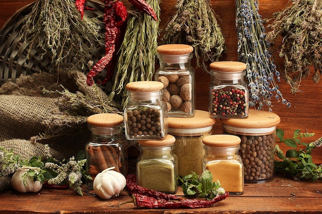 Zestaw przypraw i ziół